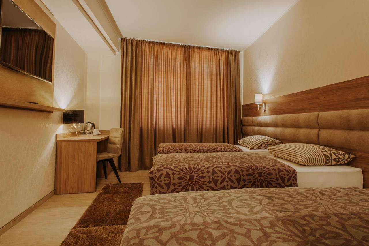 Villa Martini - Apartments & Rooms Vukovar Exterior foto